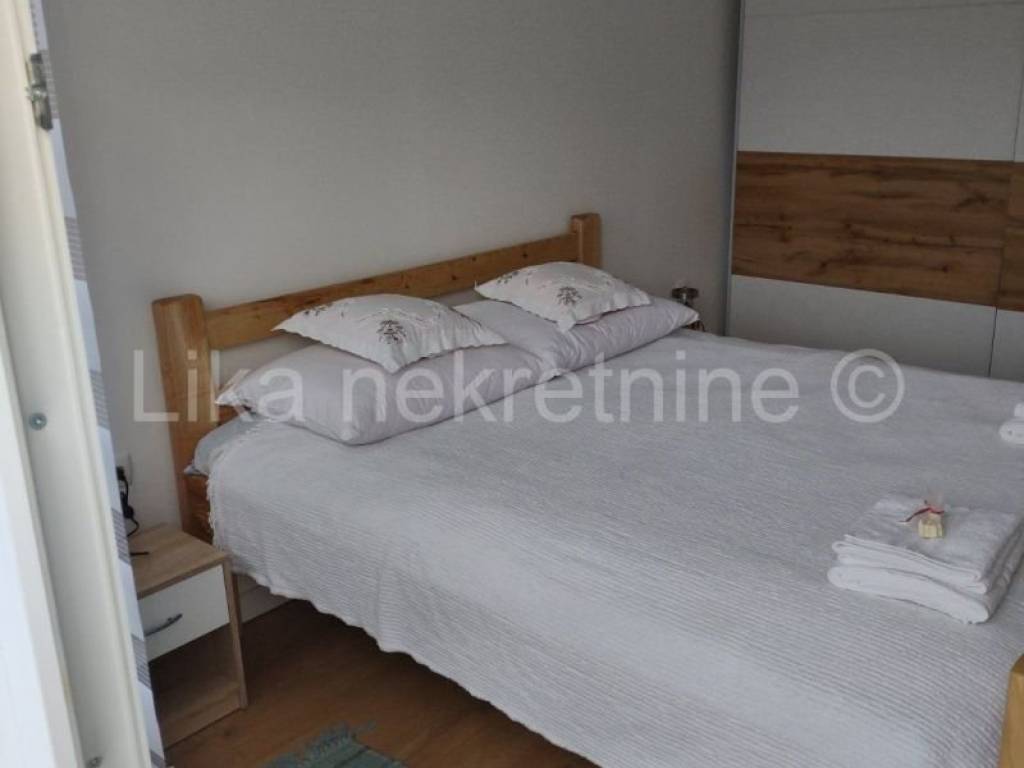 Samostojeća kuća, Prodaja, Donji Lapac, Donji Lapac