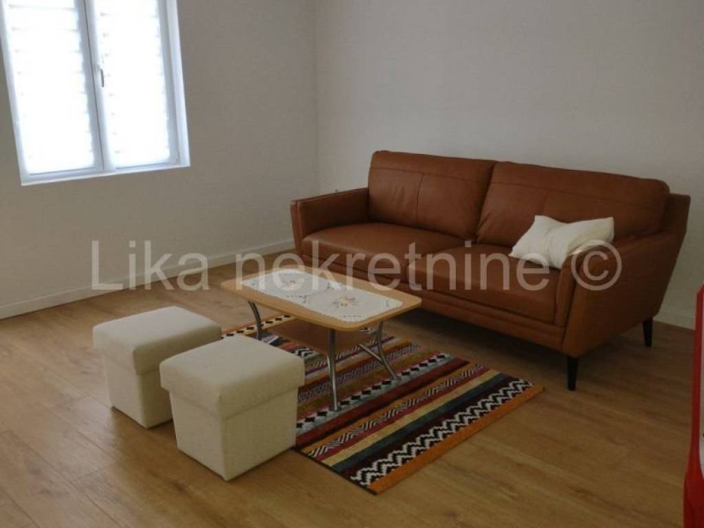 Samostojeća kuća, Prodaja, Donji Lapac, Donji Lapac