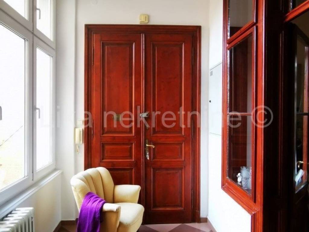 Stan u starijoj zgradi, Prodaja, Zagreb, Donji Grad