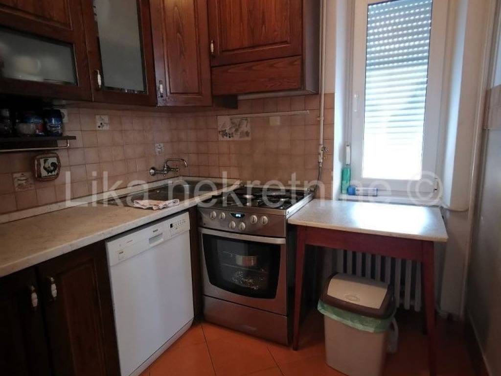 Stan u starijoj zgradi, Prodaja, Zagreb, Donji Grad