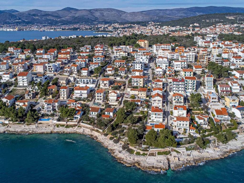 Samostojeća kuća, Prodaja, Okrug, Okrug Gornji