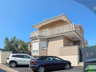 Samostojeća kuća, Prodaja, Umag, Zambratija