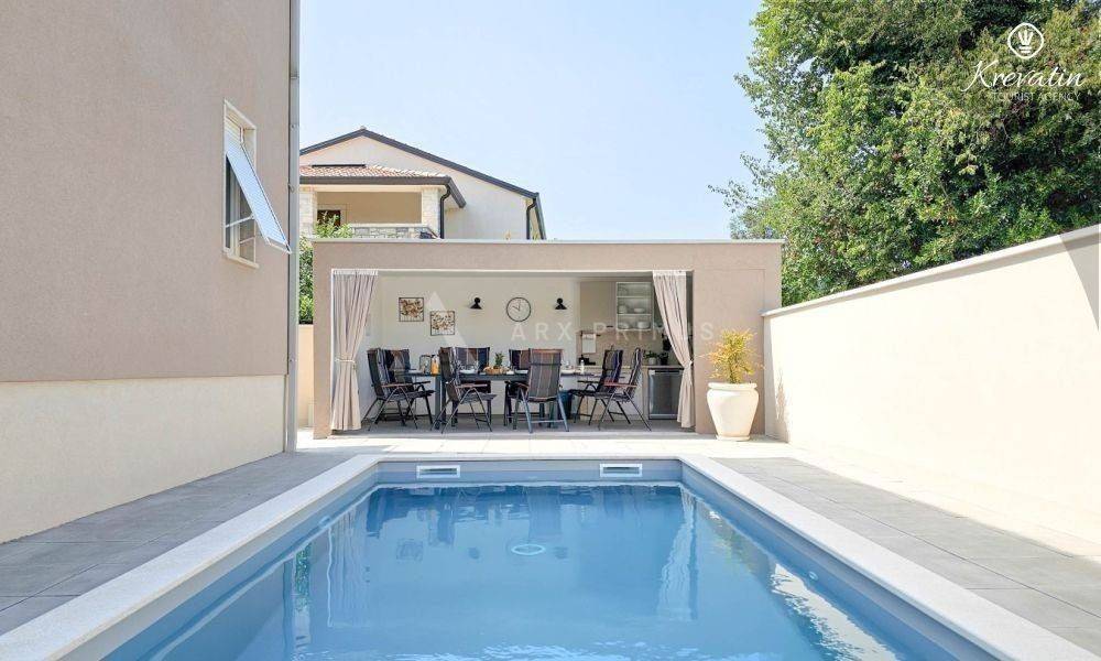 Samostojeća kuća, Prodaja, Umag, Zambratija