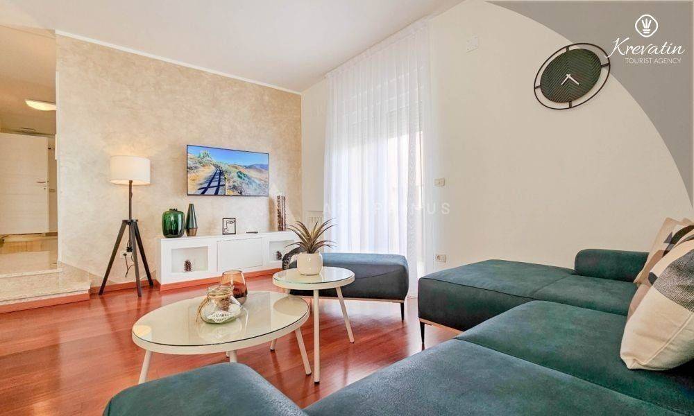 Samostojeća kuća, Prodaja, Umag, Zambratija