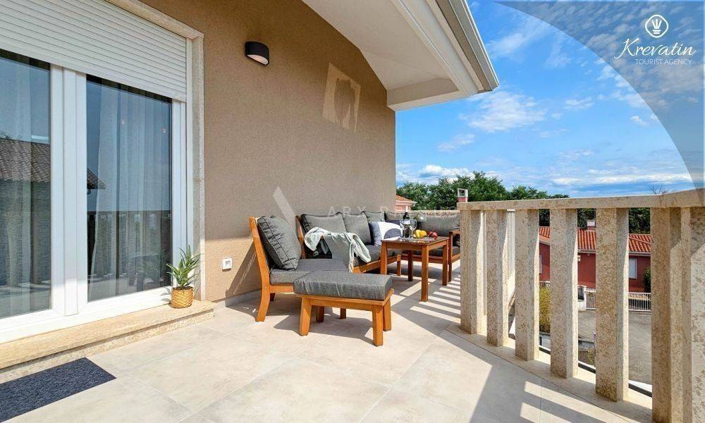 Samostojeća kuća, Prodaja, Umag, Zambratija