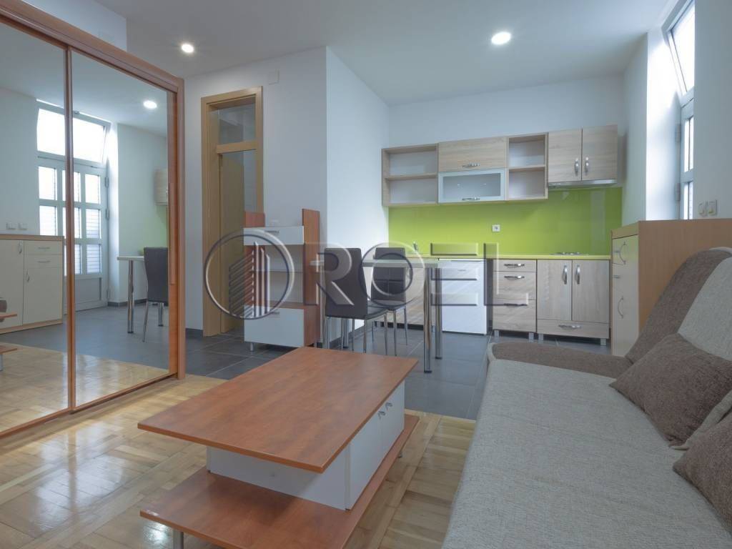 Stan u zgradi, Najam, Zagreb, Trešnjevka - jug