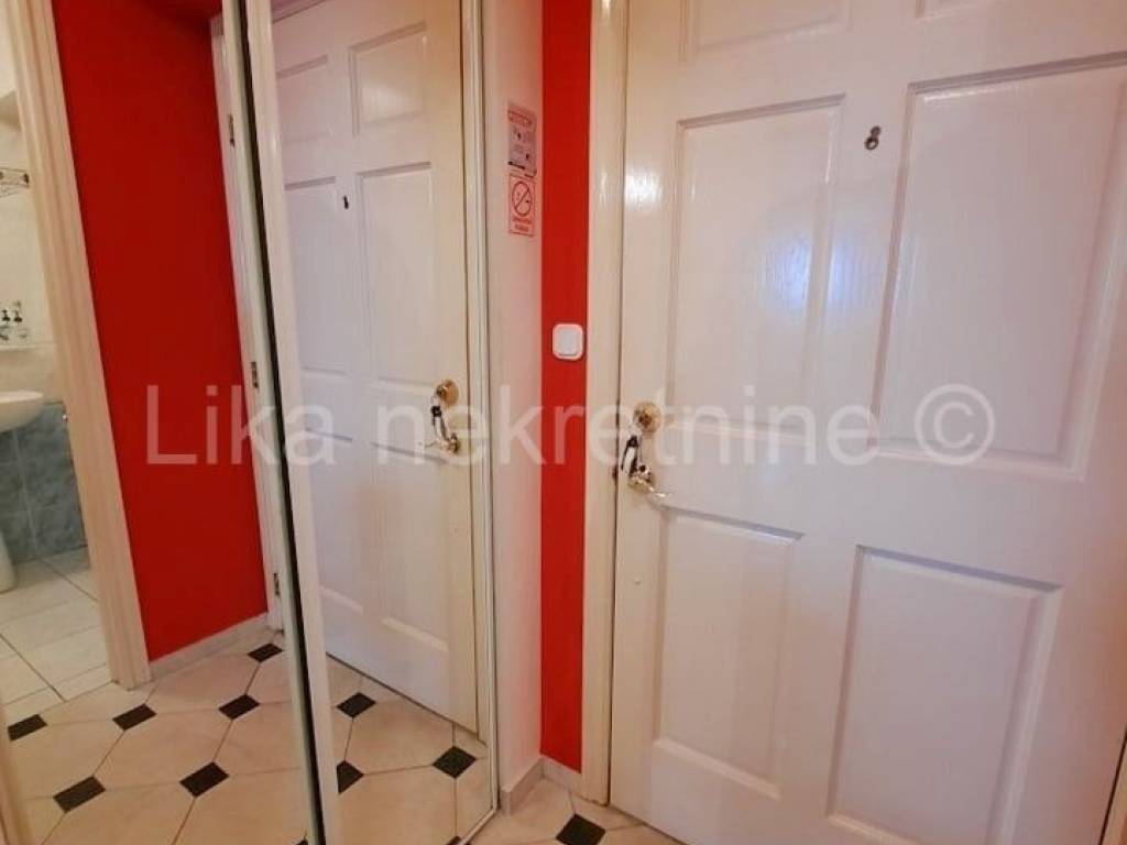 Stan u stambeno-poslovnoj zgradi , Najam, Zagreb, Donji Grad