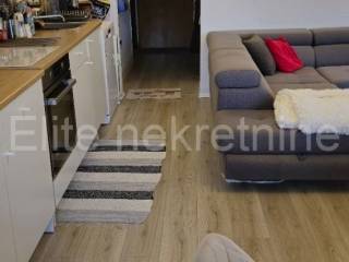 Stan u zgradi, Najam, Rijeka, Centar