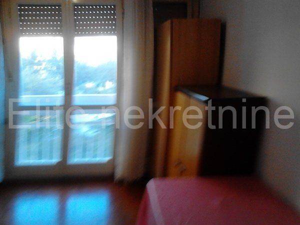 Stan u zgradi, Najam, Rijeka, Zapad