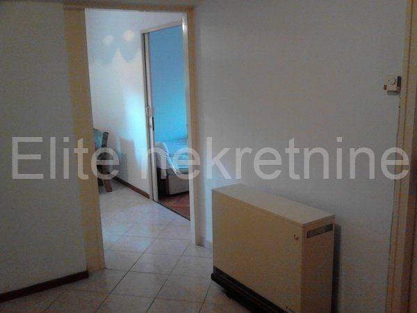 Stan u zgradi, Najam, Rijeka, Zapad