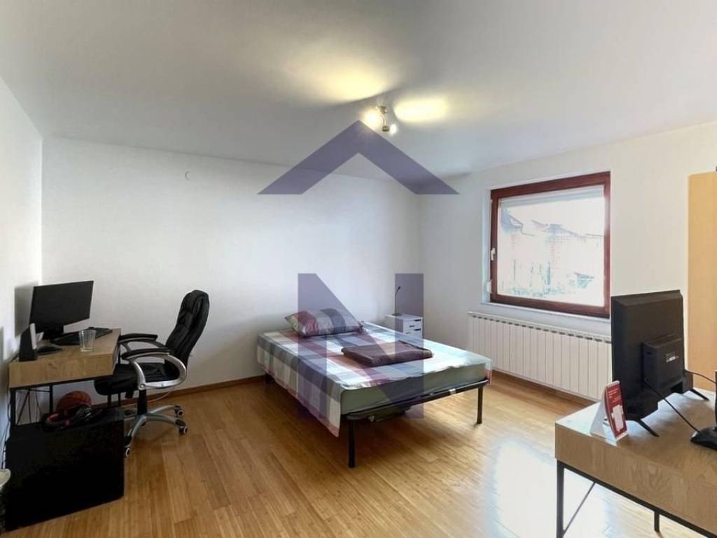 Stan u zgradi, Prodaja, Zagreb, Donja Dubrava