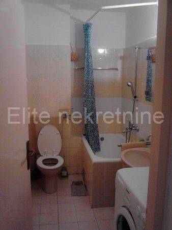 Stan u zgradi, Najam, Rijeka, Zapad