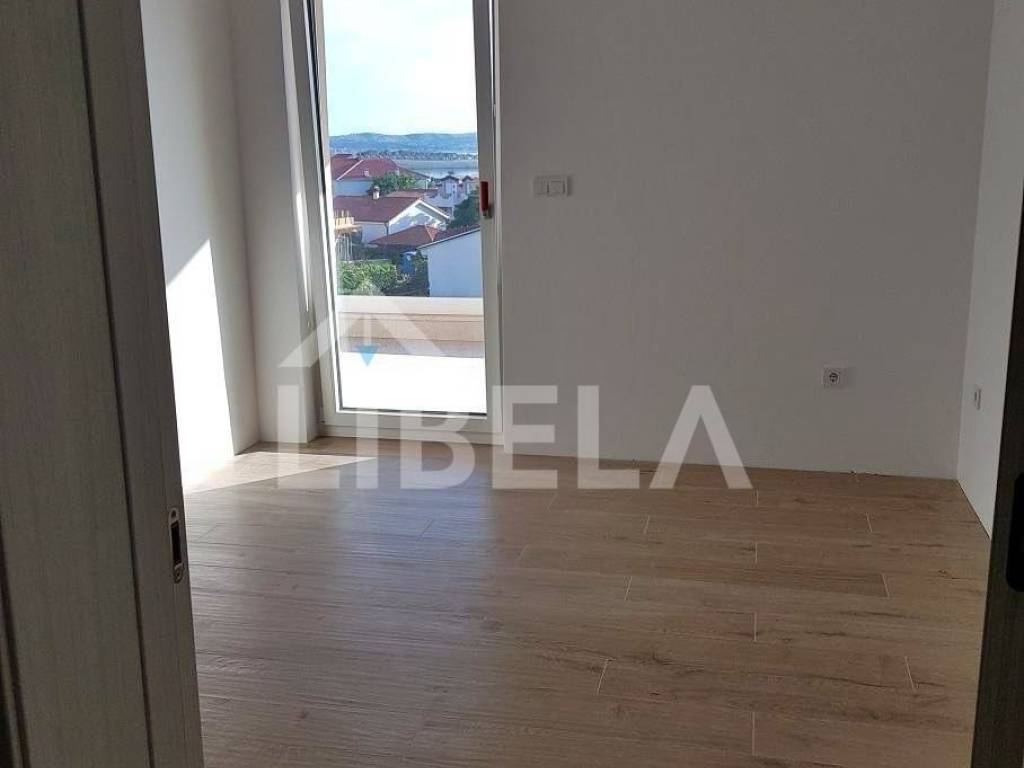 Apartman na moru, Prodaja, Povljana, Povljana