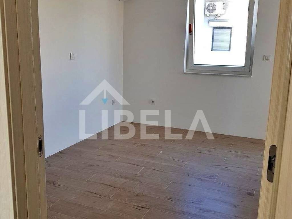Apartman na moru, Prodaja, Povljana, Povljana