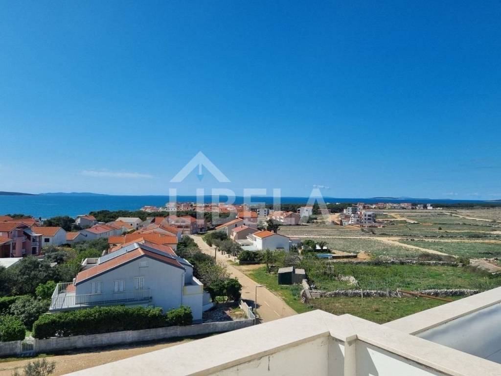 Apartman na moru, Prodaja, Povljana, Povljana