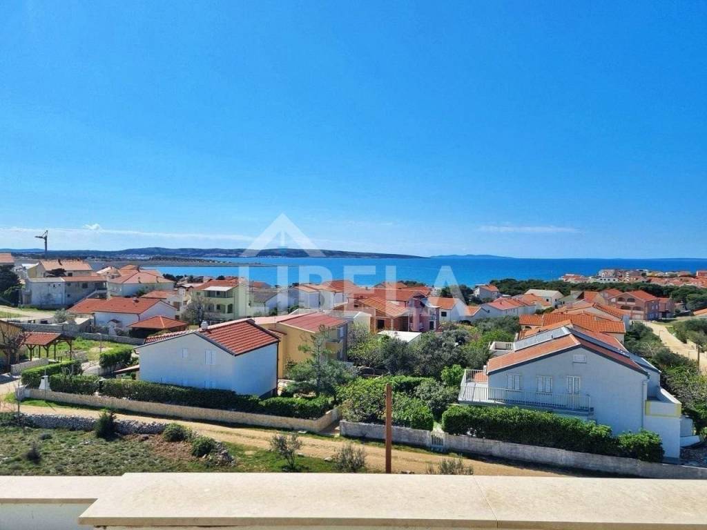 Apartman na moru, Prodaja, Povljana, Povljana