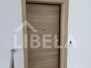 Apartman na moru, Prodaja, Povljana, Povljana