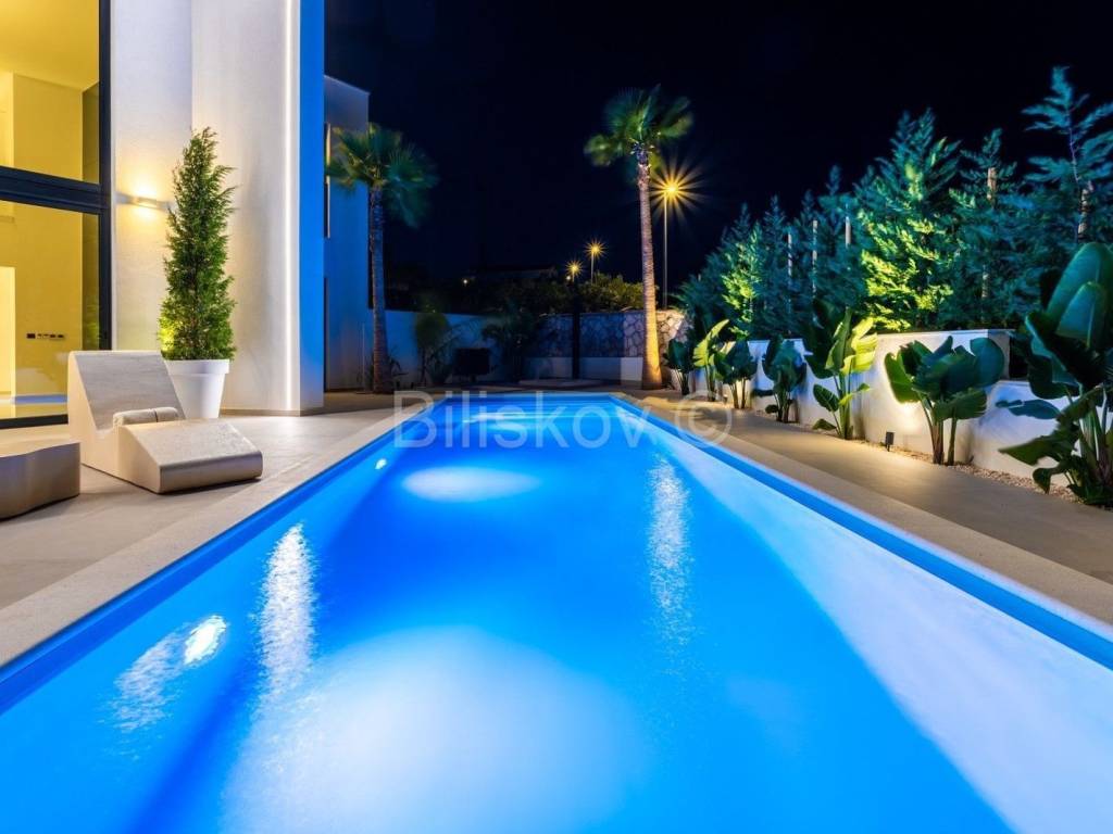 Luksuzna vila, Prodaja, Primošten, Primošten