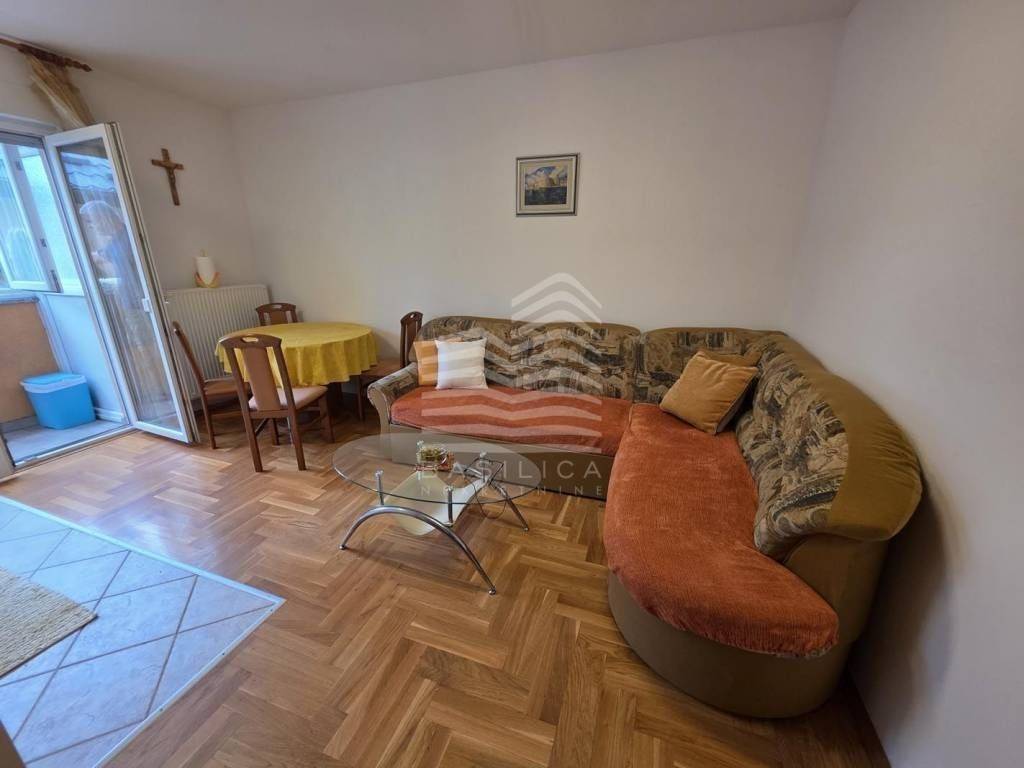 Stan u zgradi, Najam, Zagreb, Gornja Dubrava