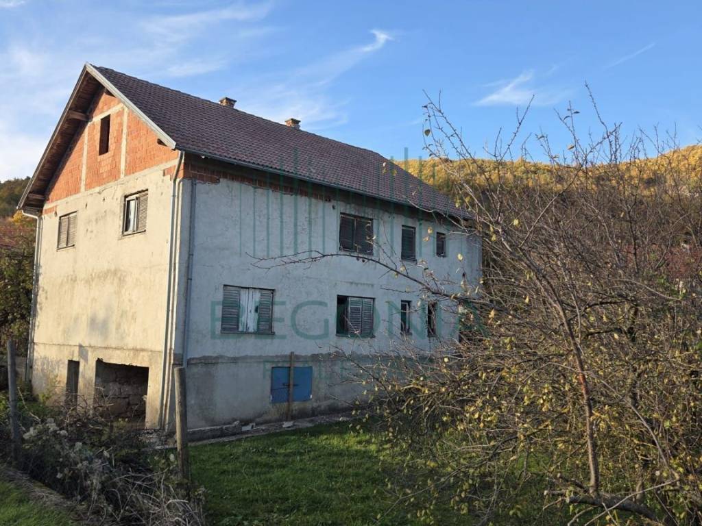 Samostojeća kuća, Prodaja, Gračac, Gračac