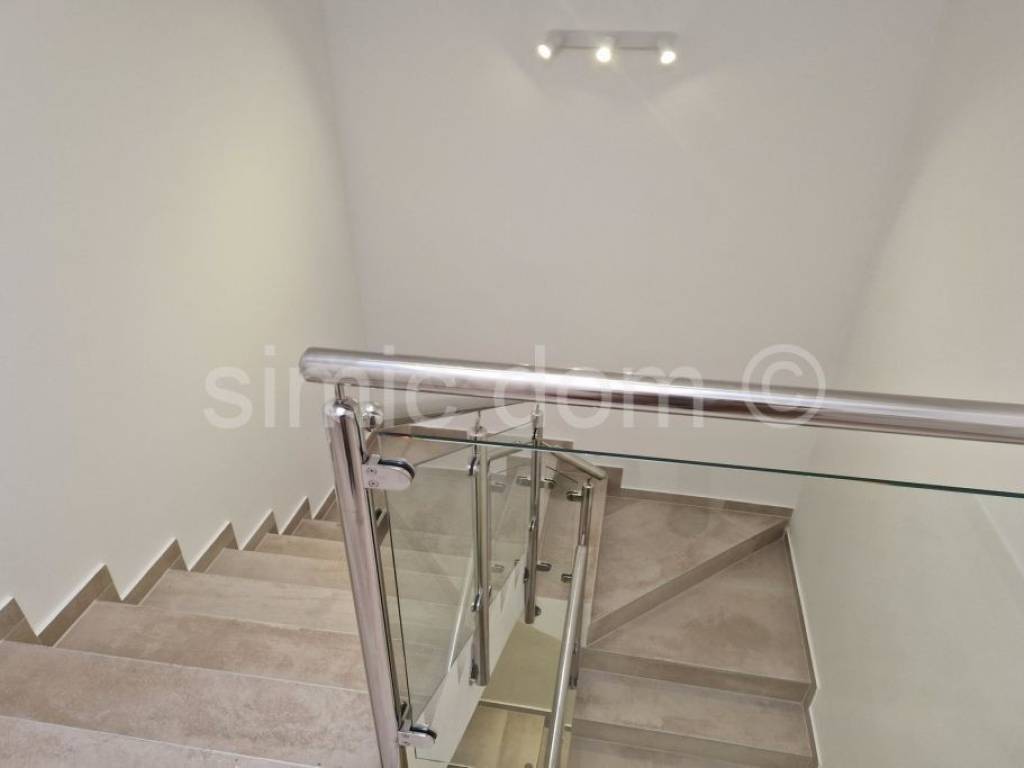 Apartman na moru, Prodaja, Šibenik - Okolica, Brodarica