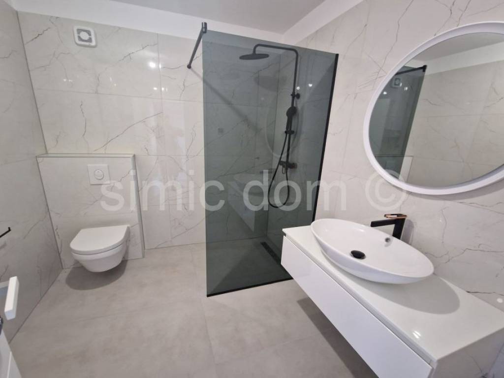 Apartman na moru, Prodaja, Šibenik - Okolica, Brodarica