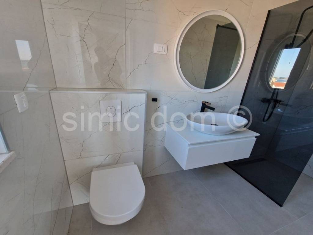 Apartman na moru, Prodaja, Šibenik - Okolica, Brodarica