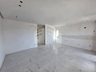 Stan u novogradnji, Prodaja, Okrug, Okrug Gornji