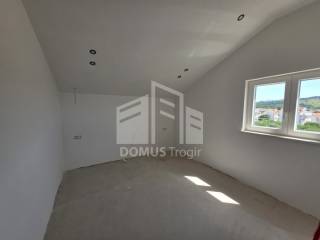 Stan u novogradnji, Prodaja, Okrug, Okrug Gornji