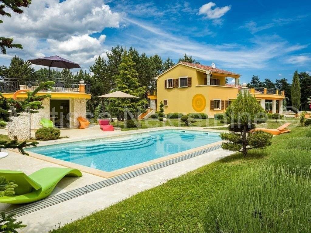 Luksuzna vila, Prodaja, Žminj, Žminj