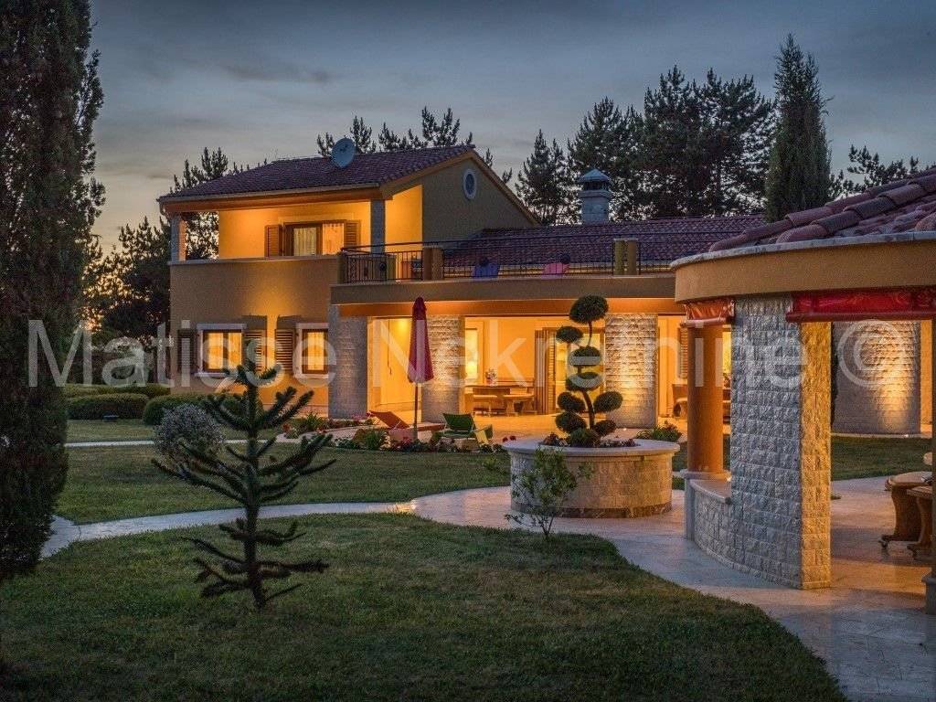 Luksuzna vila, Prodaja, Žminj, Žminj