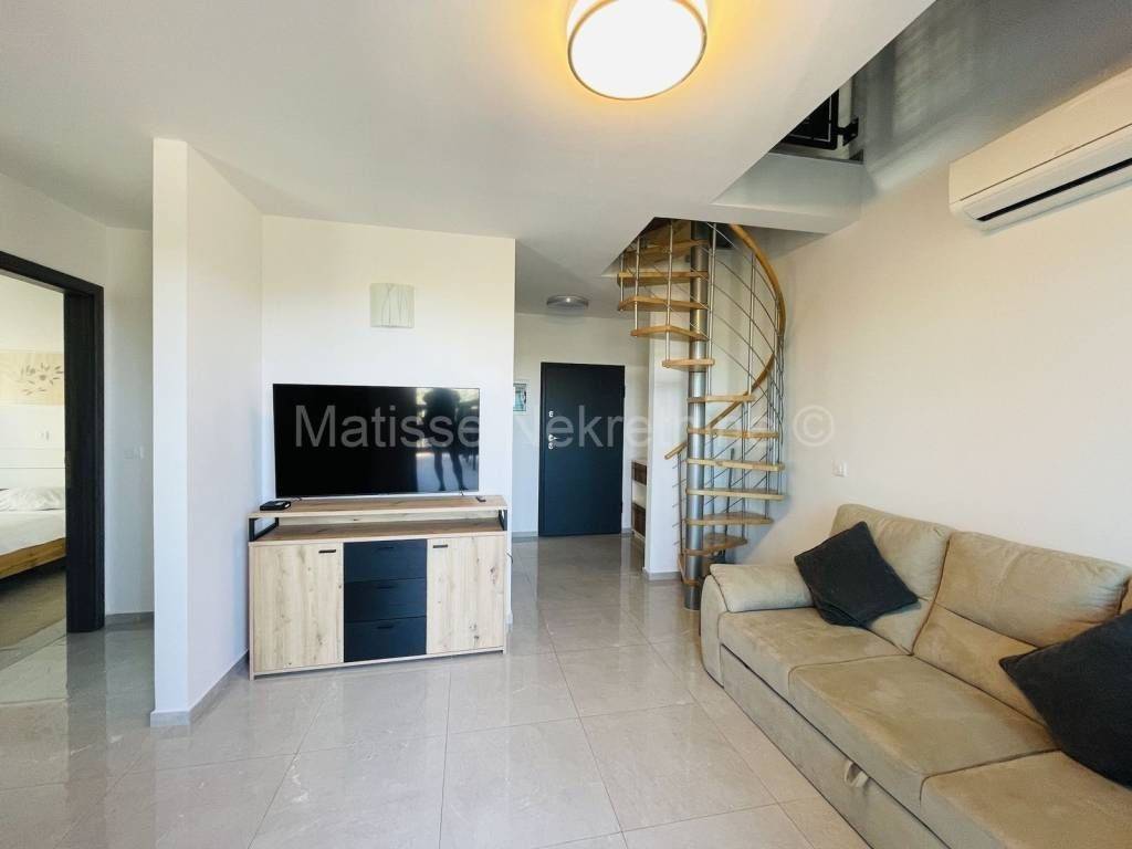 Stan u zgradi, Prodaja, Pula, Pula