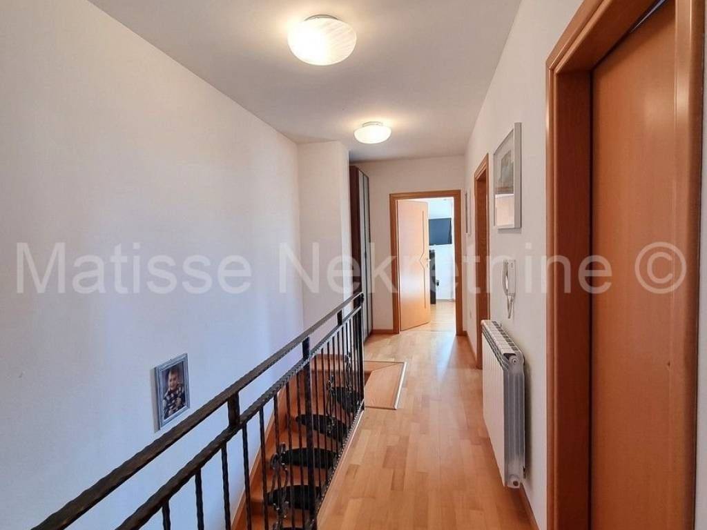 Obiteljska kuća, Prodaja, Tar-Vabriga, Tar