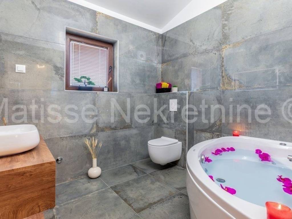 Kuća na moru, Prodaja, Ližnjan, Ližnjan