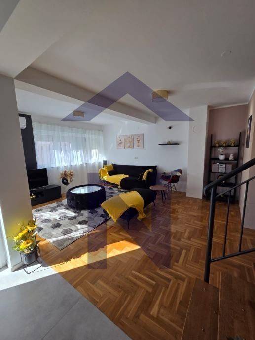 Stan u zgradi, Najam, Zadar, Zadar