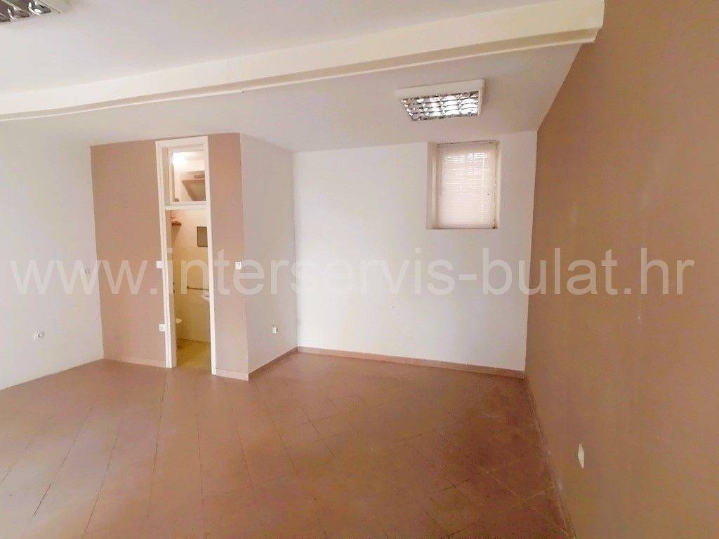 Višenamjenski prostor, Prodaja, Šibenik, Šibenik