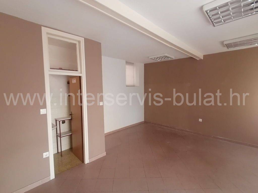 Višenamjenski prostor, Prodaja, Šibenik, Šibenik