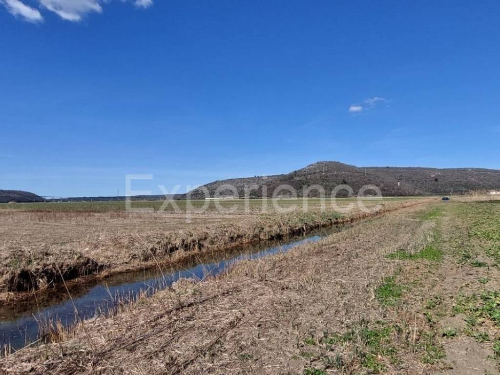 Poljoprivredno zemljište, Prodaja, Kaštelir-Labinci, Kaštelir