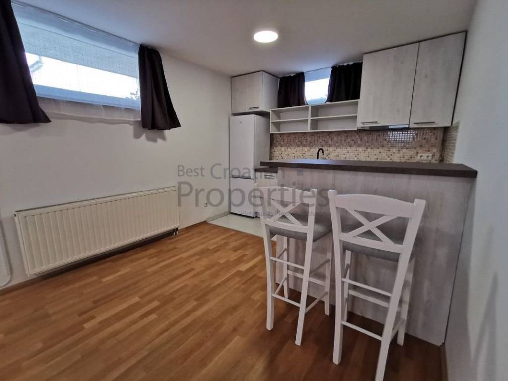 Stan u zgradi, Prodaja, Zagreb, Sesvete