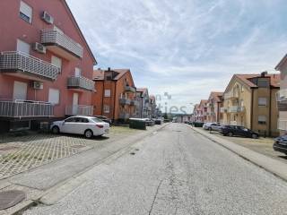 Stan u zgradi, Prodaja, Zagreb, Sesvete