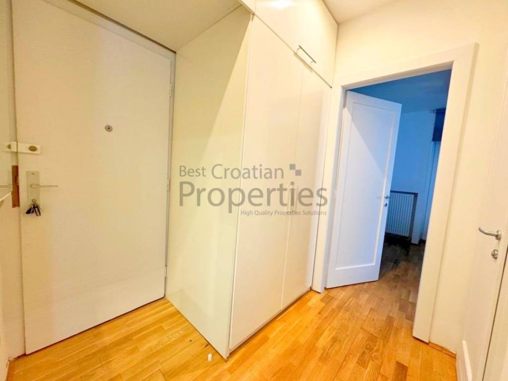 Stan u zgradi, Najam, Zagreb, Donji Grad