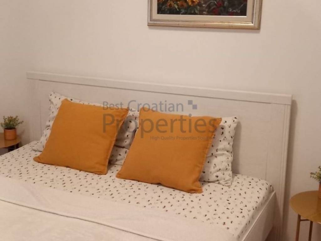 Stan u zgradi, Najam, Zagreb, Gornji Grad - Medveščak