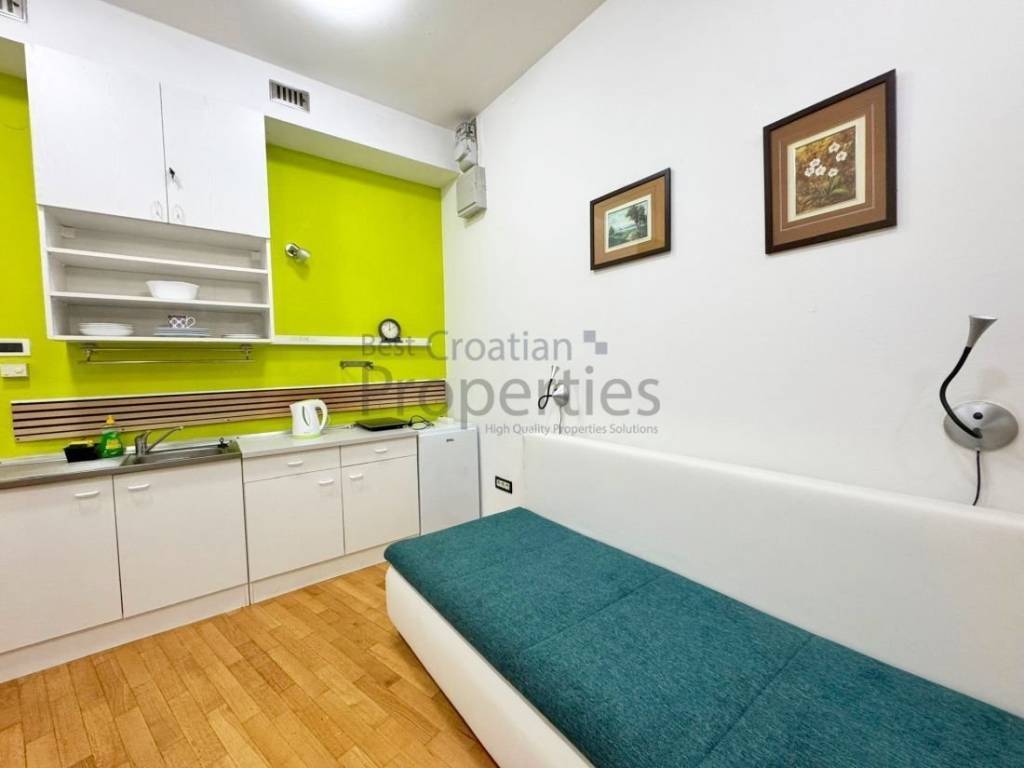 Stan u zgradi, Najam, Zagreb, Gornji Grad - Medveščak