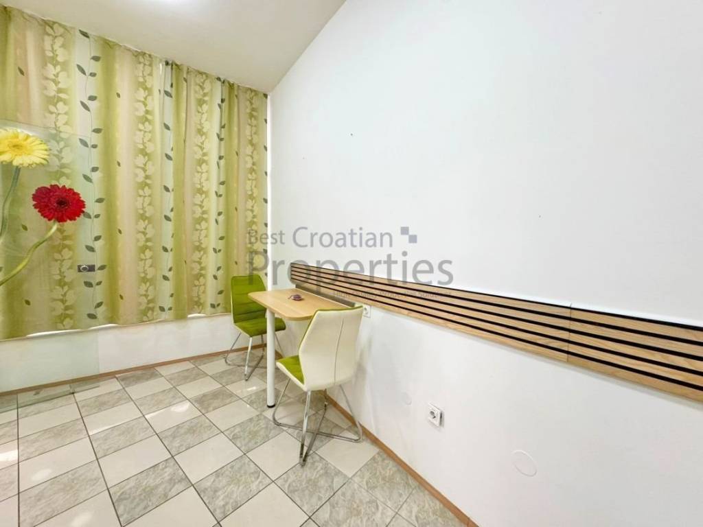 Stan u zgradi, Najam, Zagreb, Gornji Grad - Medveščak