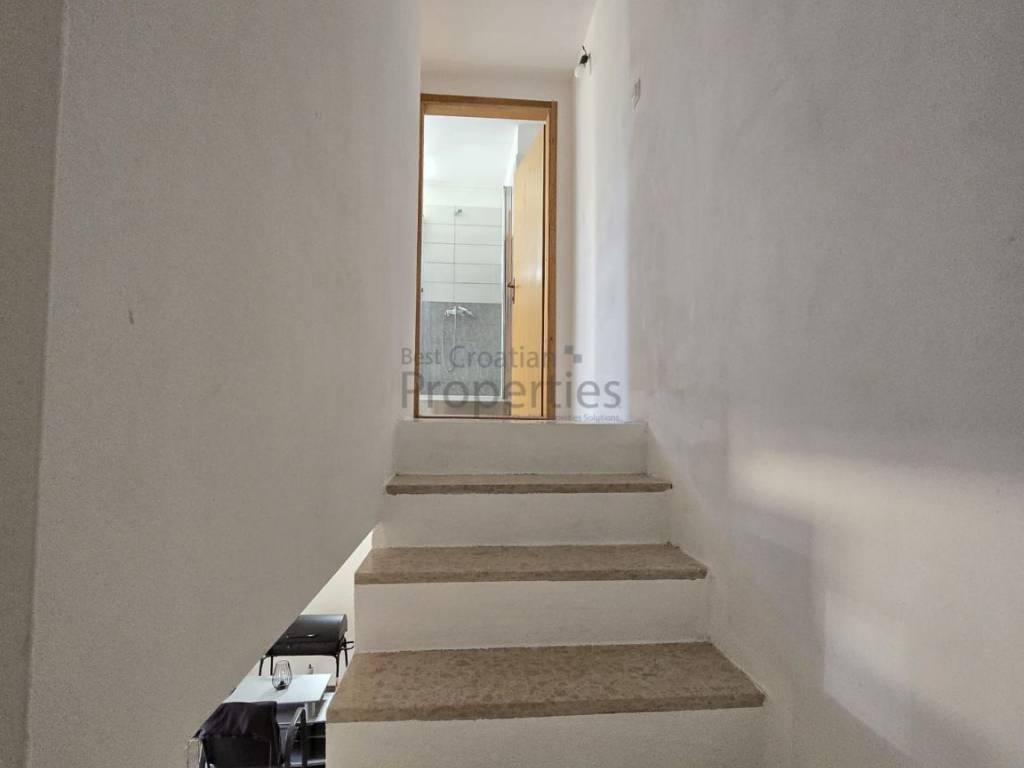 Stan u kući, Prodaja, Vir, Vir