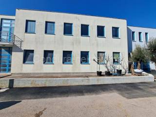 Poslovna zgrada, Prodaja, Nin, Zaton