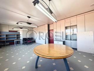 Poslovna zgrada, Zakup, Zagreb, Donja Dubrava