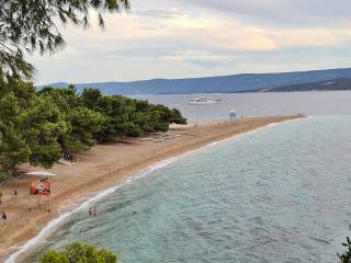 Golden Horn  Symbol picture