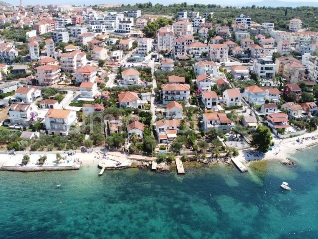 Apartman na moru, Prodaja, Okrug, Okrug Gornji