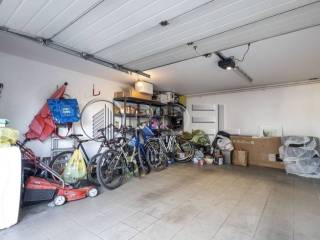 Stan u zgradi, Prodaja, Zagreb, Sesvete